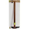 Image 1 : PICO DESIGN WOOD T-SQUARE 32"