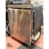 Image 1 : LG QUAD WASH DISHWASHER H-33.5" W-23.75" L-25"