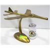 Image 1 : BRASS AIRPLANE DESK DECOR