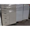 Image 2 : LOT OF 7 UPRIGHT FILING CABINETS