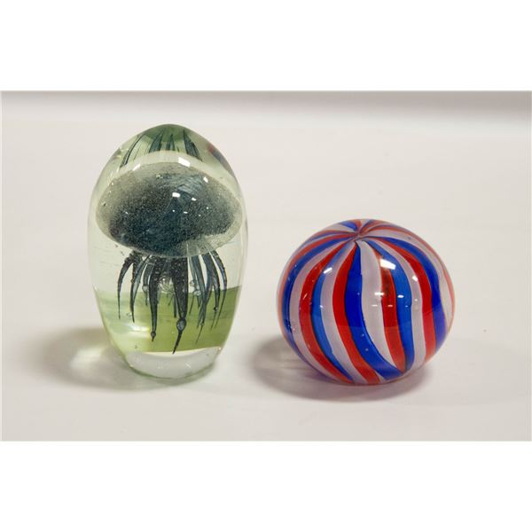 PAPER WEIGHTS SWIRL/JELLY FISH