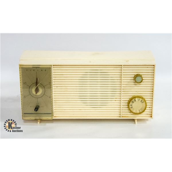 VINTAGE EATON VIKING RADIO & CLOCK AS IS