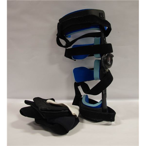 FLAT WITH HD KNEE BRACE PLUS OTHER TENSORS