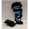 Image 1 : FLAT WITH HD KNEE BRACE PLUS OTHER TENSORS