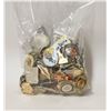 Image 1 : BAG OF VINTAGE COLLECTORS PINS