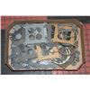Image 1 : TRAY OF MISC. CARB MOUNT GASKETS