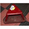 Image 1 : MECHANIC STOOL ON CASTORS (RED)