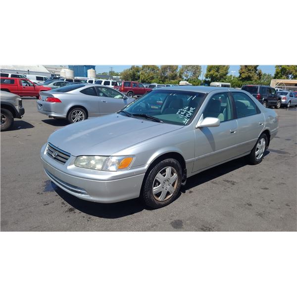2000 Toyota Camry CE