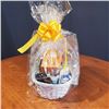 Image 1 : Scrapbooking Gift Basket