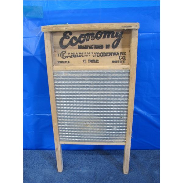 Economy tin washboard manufactured by Canadian woodenware