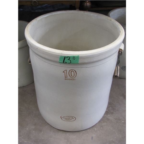 Medalta Potteries stoneware 10 gallon crock