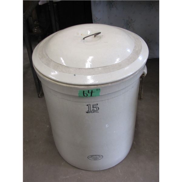 Medalta Potteries stoneware 15 gallon crock with lid