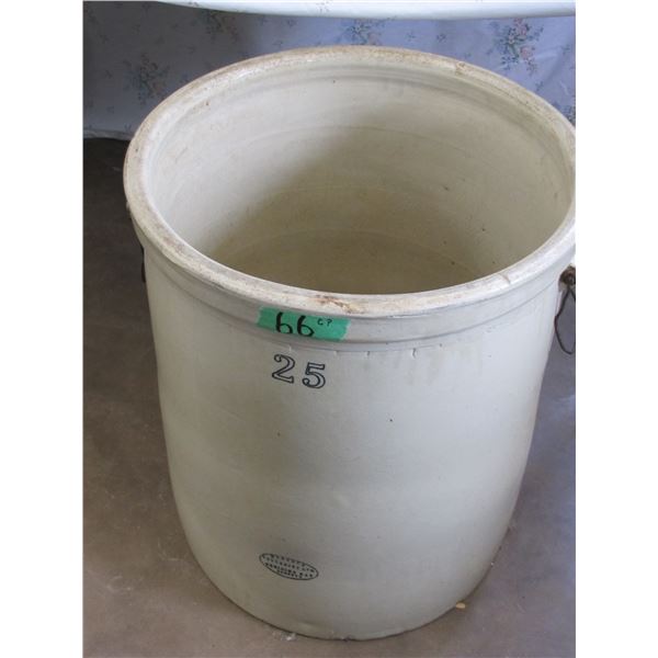 Medalta Potteries stoneware 25 gallon crock