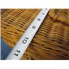 Image 9 : Wicker picnic basket