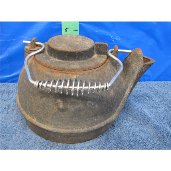 Cast iron kettle