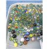Image 2 : Collection of marbles