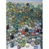 Image 3 : Collection of marbles