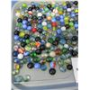 Image 2 : Collection of marbles