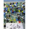 Image 3 : Collection of marbles