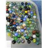 Image 4 : Collection of marbles