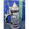 Image 2 : Avon Alaskan animals theme Stein