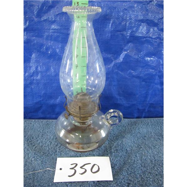 Vintage oil finger lamp