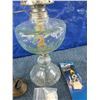 Image 3 : Reproduction oil lamp with assorted parts