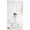 Image 1 : ANTIQUE GLASS OIL LAMP