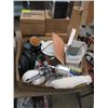 Image 1 : PAINT SPRAYERS, KNEEPADS, MASKS, ETC.