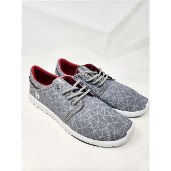 New Etnies Skateboard Shoes