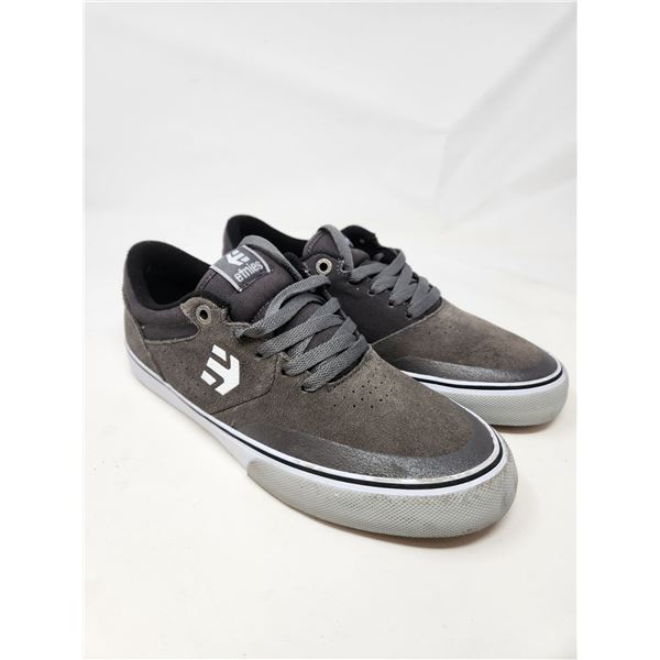 New Etnies Skateboard Shoes