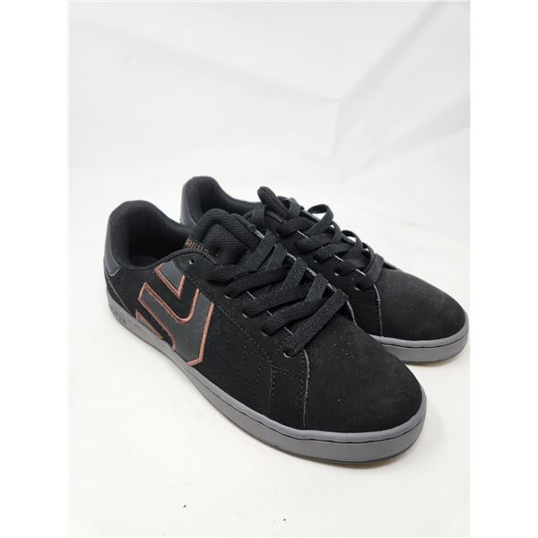 New Etnies Skateboard Shoes