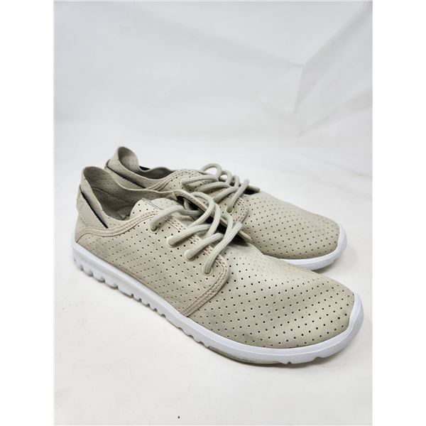 New Etnies Skateboard Shoes