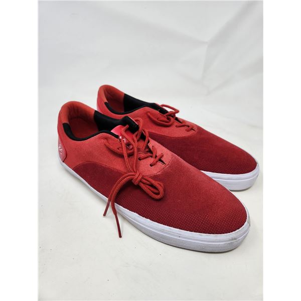 New ES Skateboard Shoes