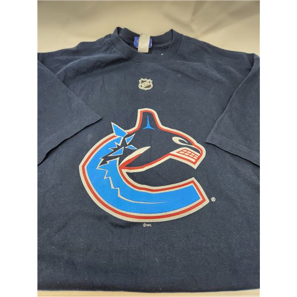Canucks Reebok 2XL T-shirt Cooke 24