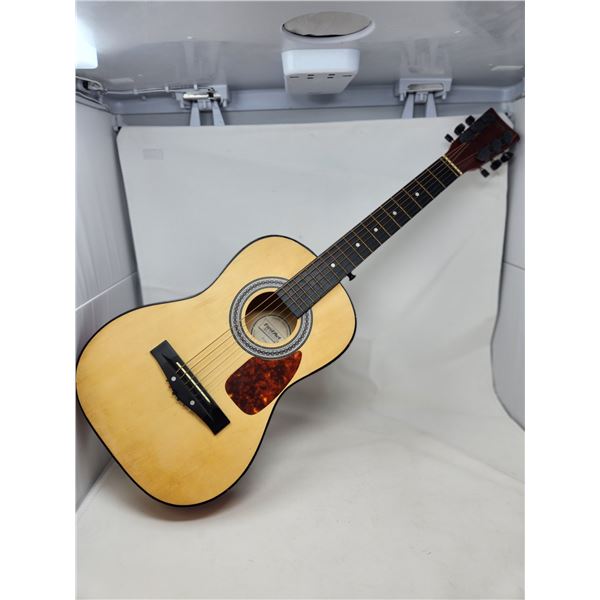 First Act Discovery Small Guitar