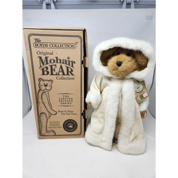 The Boyds Collection Bear