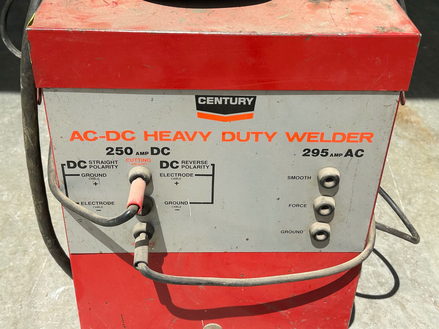 CENTURY AC-DC HEAVY DUTY ARC WELDER - WORKS!