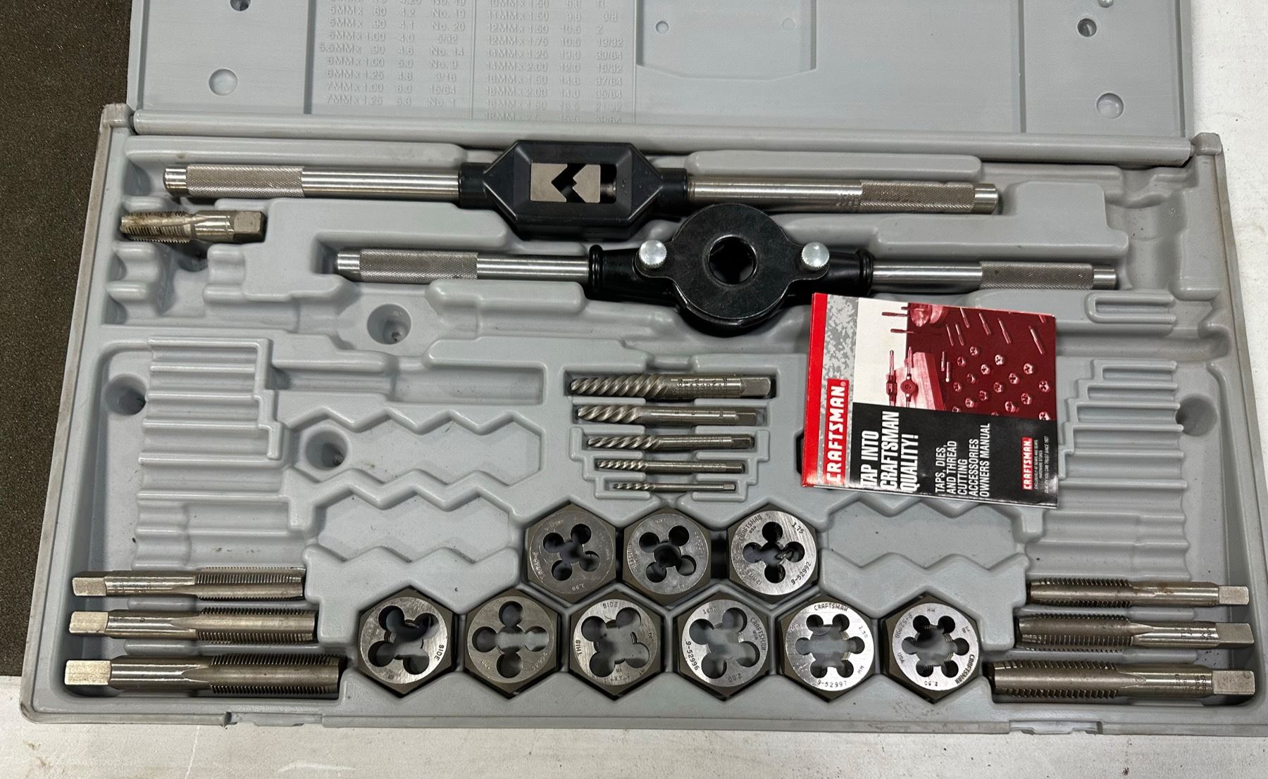CRAFTSMAN TAP AND DIE SET