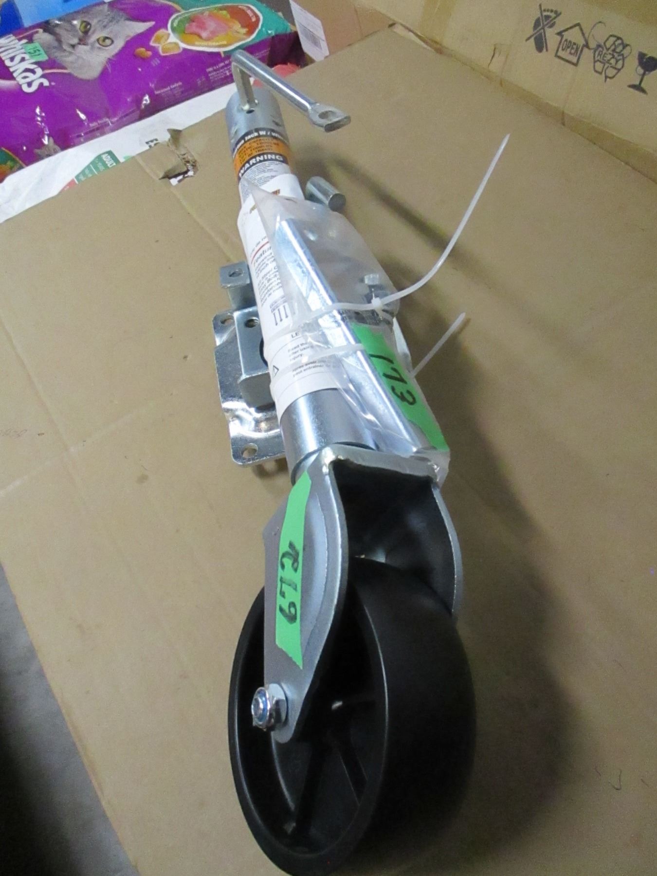 FREIGHT DAMAGE (AS IS) 10,000 LB TRAILER JACK