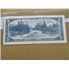 Image 2 : 1954 BANK OF CANADA (OFF CENTER CUT) LEGAL TENDER $5 BILL