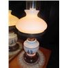 Image 2 : 2 Matching Vintage Style Table Lamps 