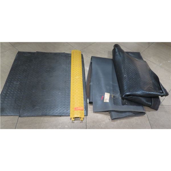 Multiple Black Floor Mats