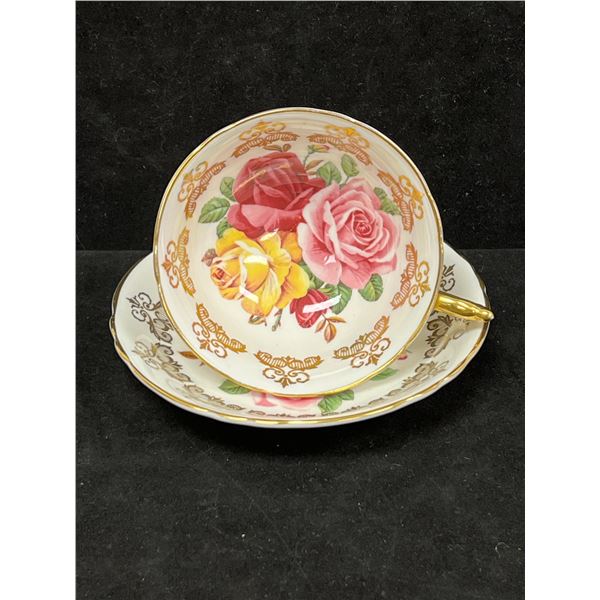 Paragon Large Roses / Flowers on White Tea Cup + Saucer Fine Bone China England teacup