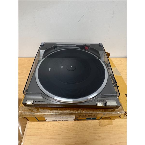 Panasonic SL-N5 DC Servo / Automatic Turntable Record Player w/box - Not tested
