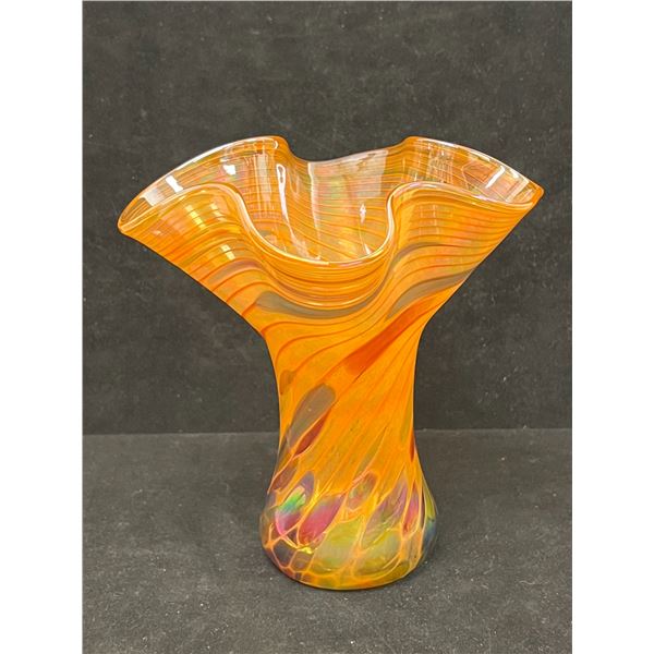 Stunning Art Glass Vase / Centerpiece Approx 6.25"T 6"W
