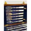 Image 2 : Vintage Mother of Pearl 12 Piece Cutlery Set in box - Knives 7.5" Forks 6"