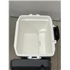 Image 5 : Igloo Cooler with Wheels and Retractable Handle - good used condition - see pics for size