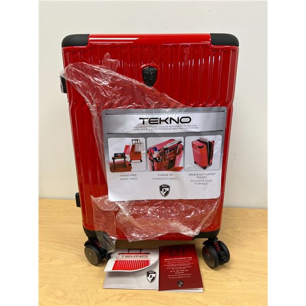 Heys Tekno 21" Spinner Light Weight Suitcase with wheels looks new