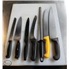 20"X15" CUTTING BOARD W/ 6 ASSORTED KITCHEN KNIVES